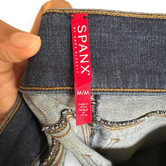 Spanx Blue Denim Distressed Skinny Jean Leggings
Stretch Size Medium High Rise - Picture 9 of 13